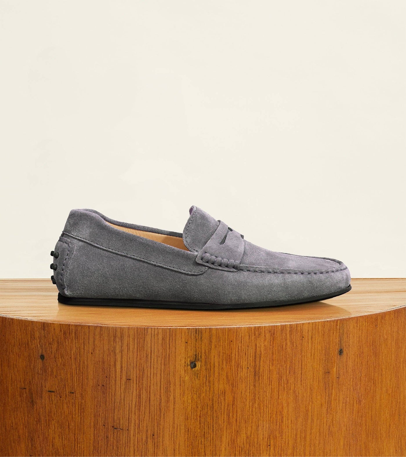 Decker Men's Suede Loafers Handcrafted in Portugal: Sand Suede / 11