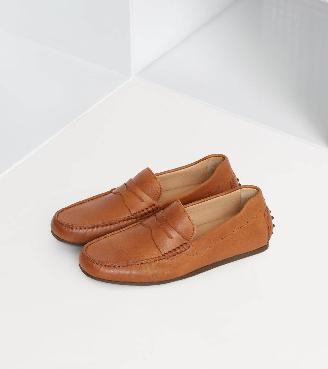 Decker Men's Suede Loafers Handcrafted in Portugal: Sand Suede / 11
